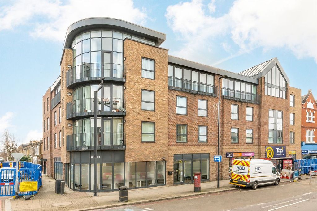 Property photo 1 of 7