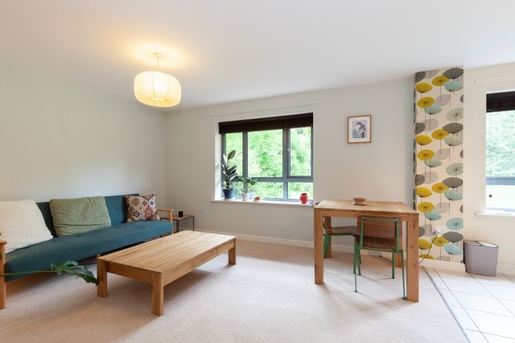 Property photo 1 of 8 227363