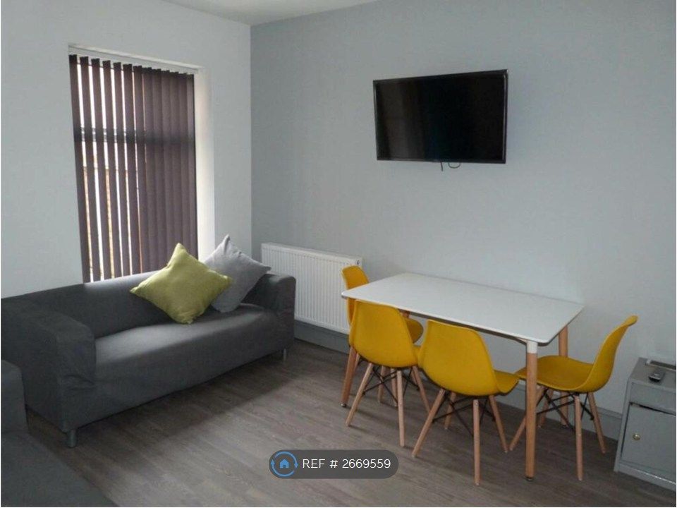 Property photo 3 of 5