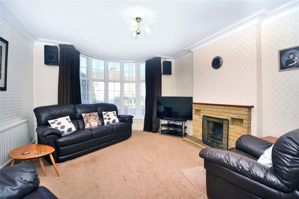 Property photo 2 of 17 Picture No. 02