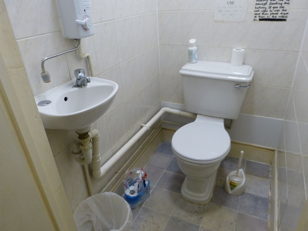 Property photo 3 of 4