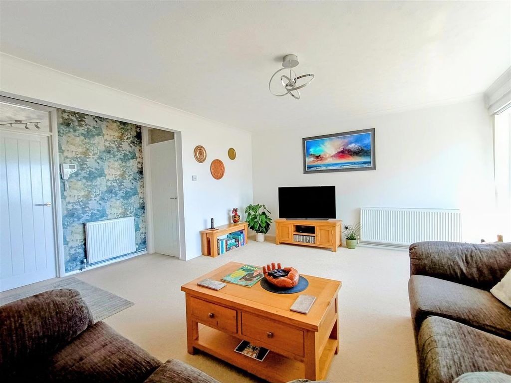 Property photo 2 of 21 3.Jpg