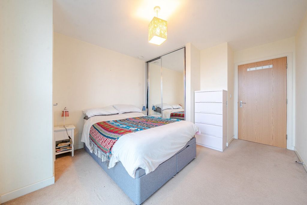 Property photo 3 of 13 Picture No. 12