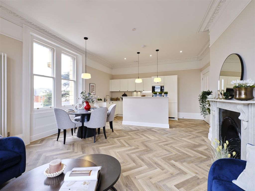 Property photo 2 of 8 Dining Area.Jpg