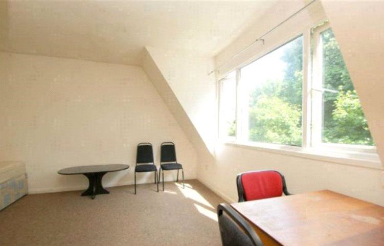 Property photo 2 of 4 Picture No. 04