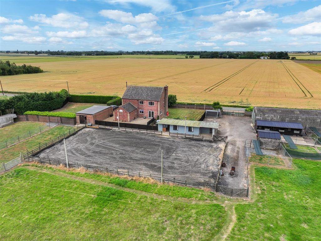 Property photo 2 of 38 Dji_20250707103753_0037_D.Jpg