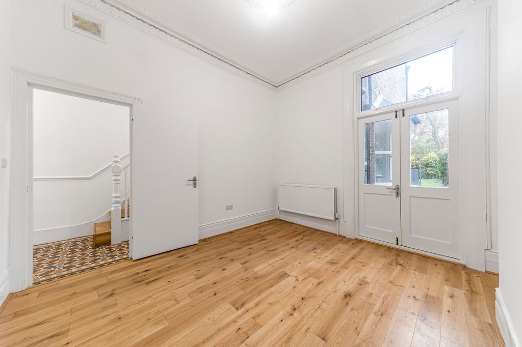 Property photo 3 of 15 Picture No. 03