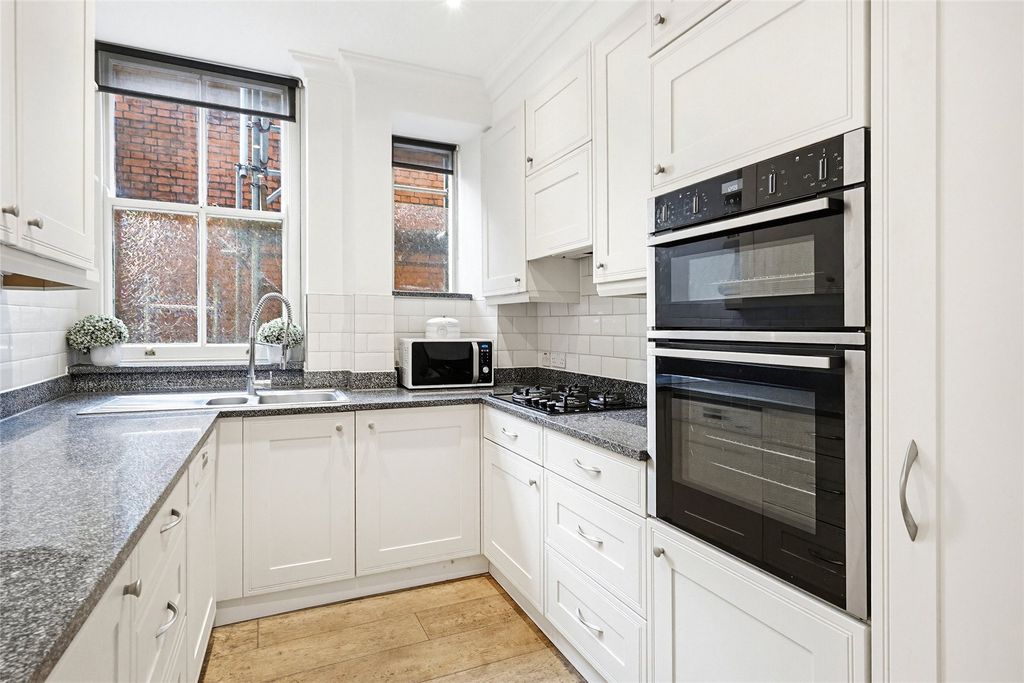 Property photo 3 of 7 Picture No. 07