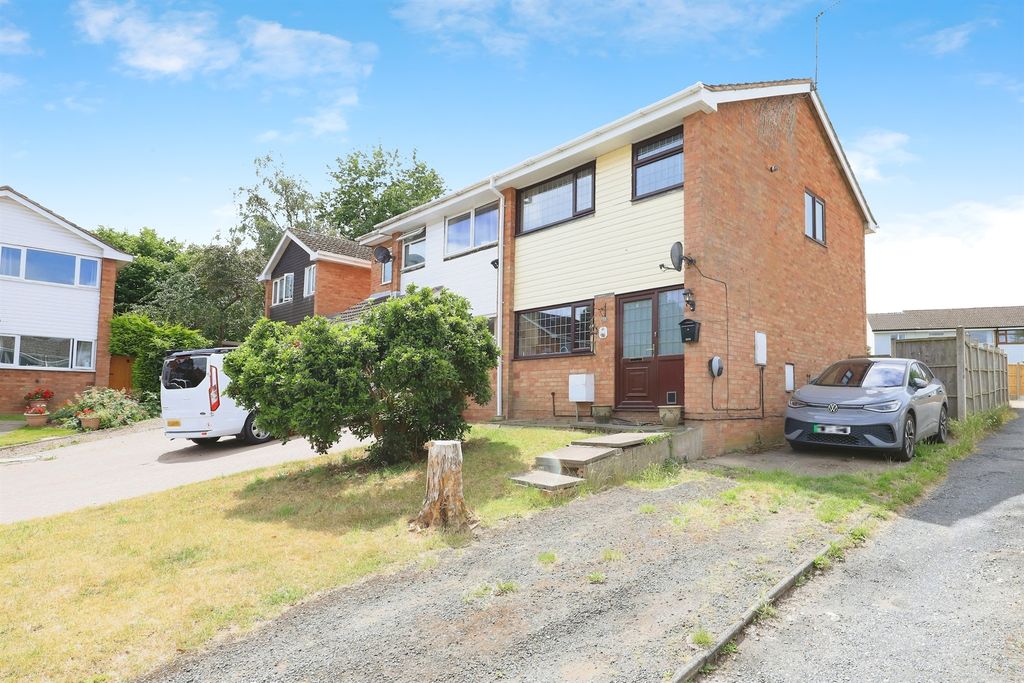 Property photo 1 of 17