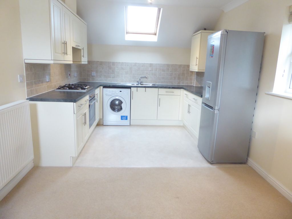 Property photo 2 of 9 Kitchen Area