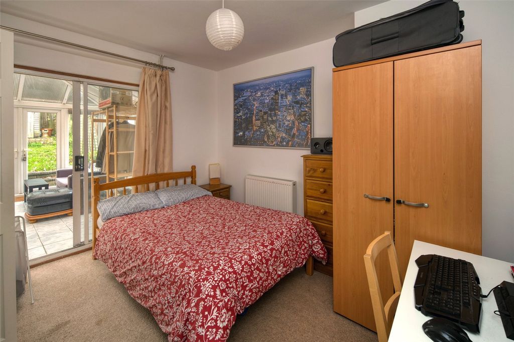 Property photo 3 of 15 Picture No. 23
