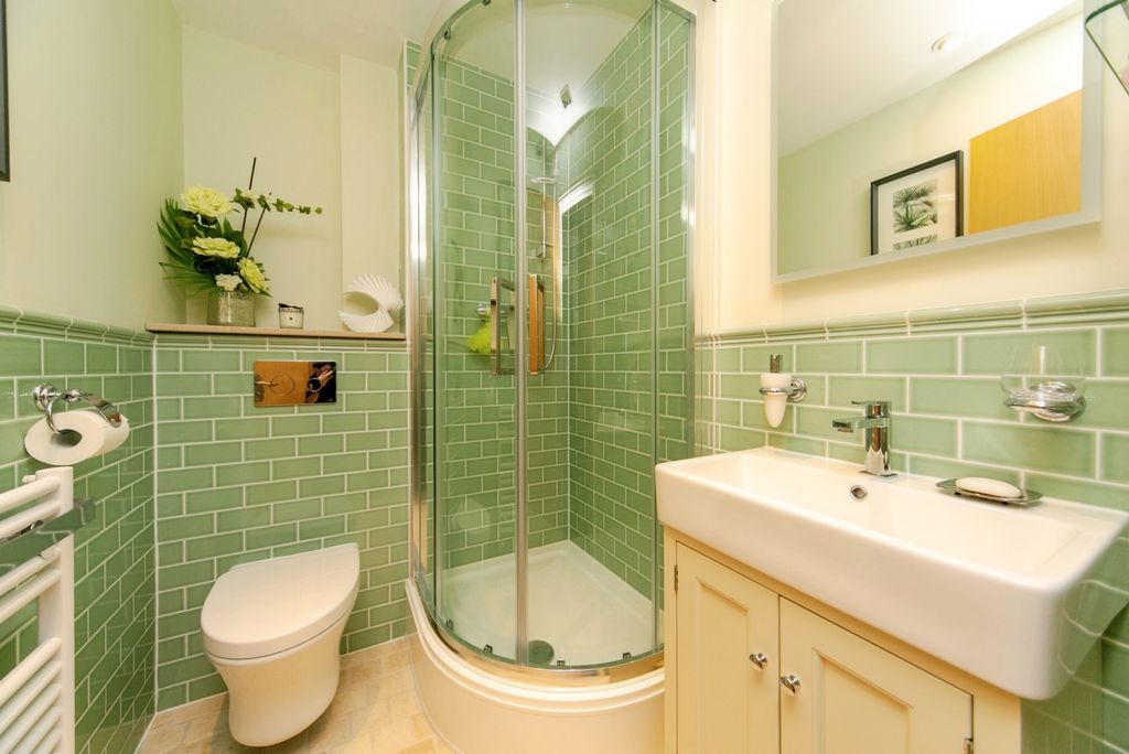 Property photo 2 of 21 Photo
