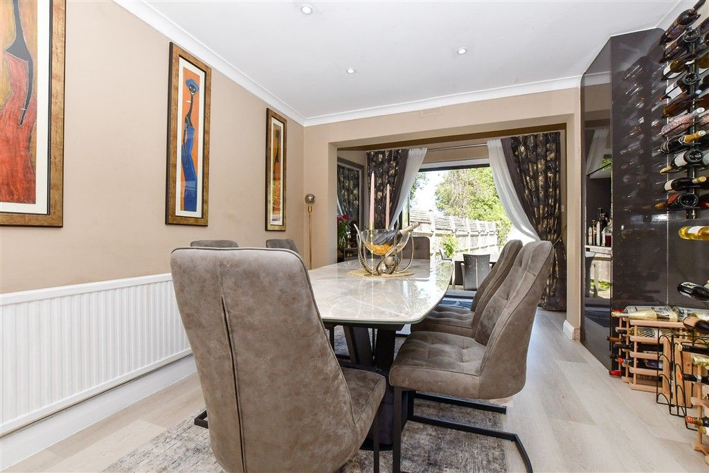 Property photo 3 of 16 Dining Room