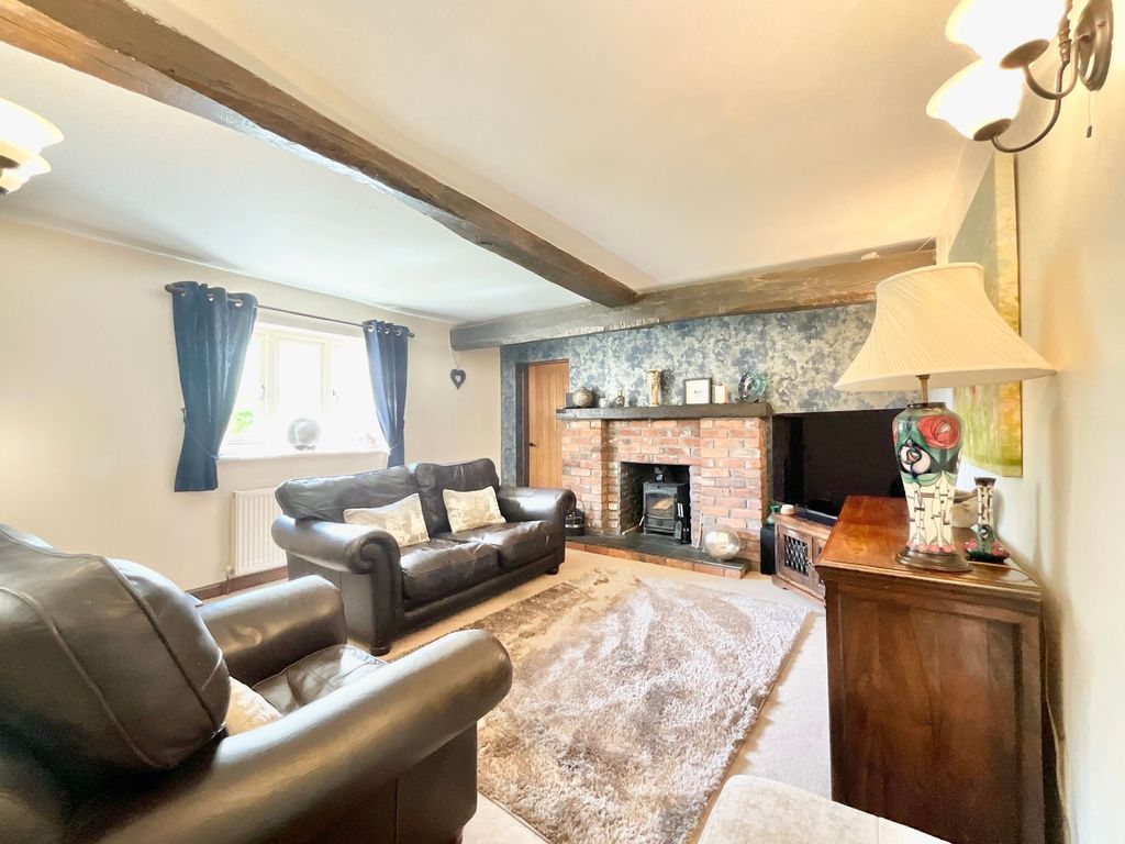 Property photo 3 of 31