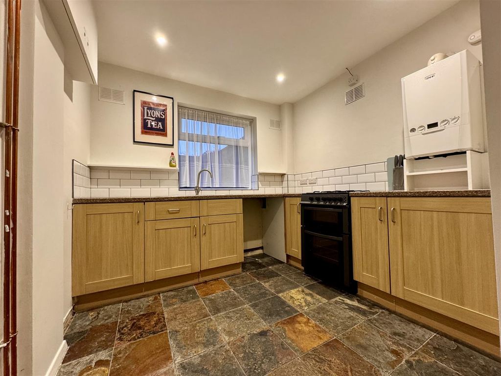 Property photo 3 of 6 Img_4228.Jpeg