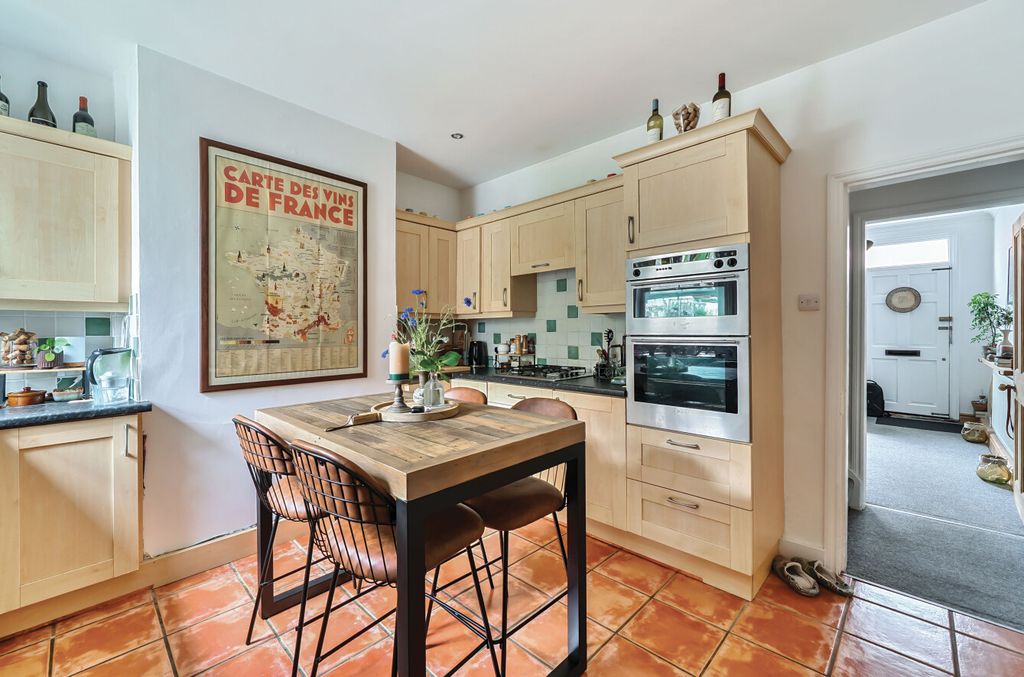 Property photo 3 of 19 1301545-16-684B10...