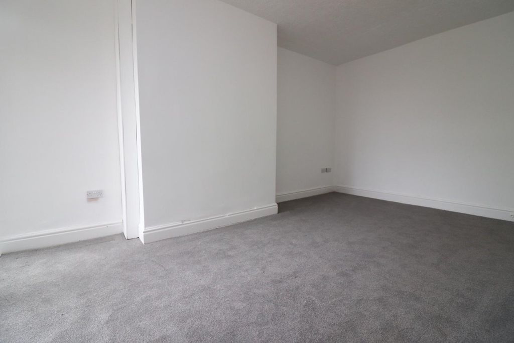 Property photo 3 of 11 Img_7980.Jpg