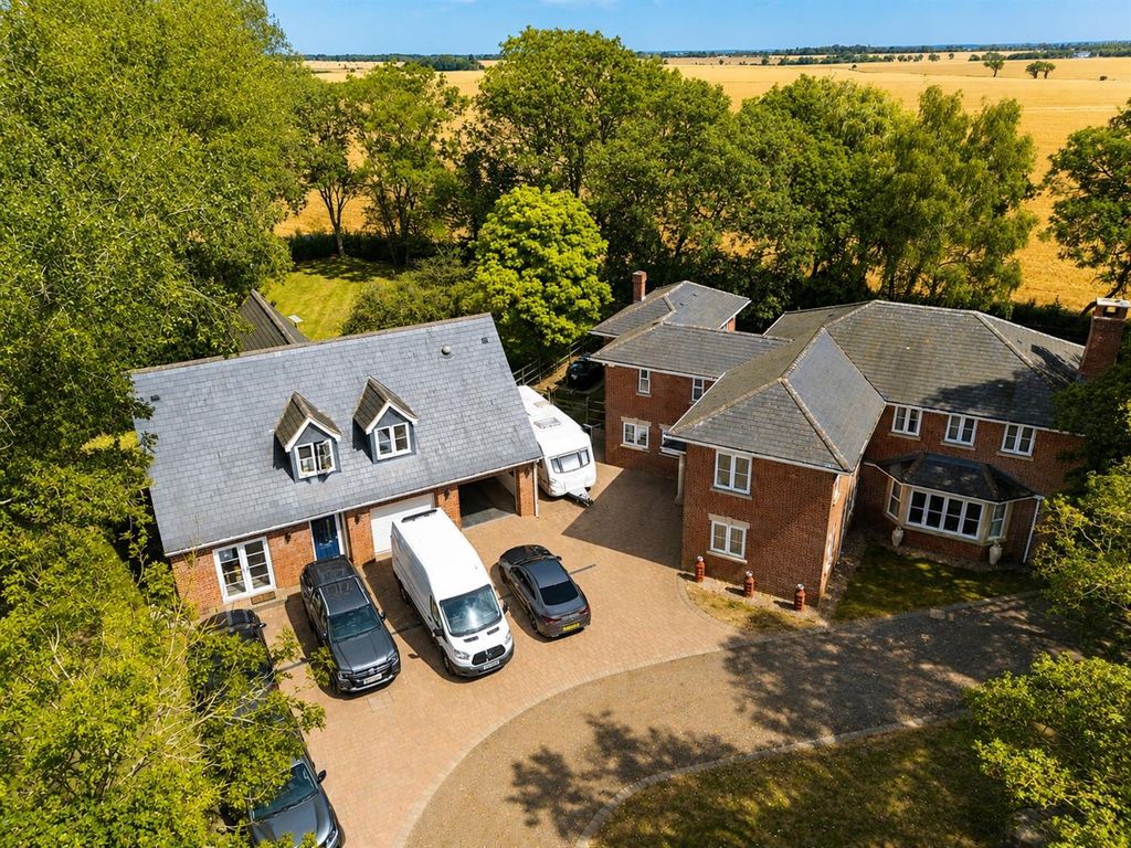 Property photo 1 of 45 Aerial Front