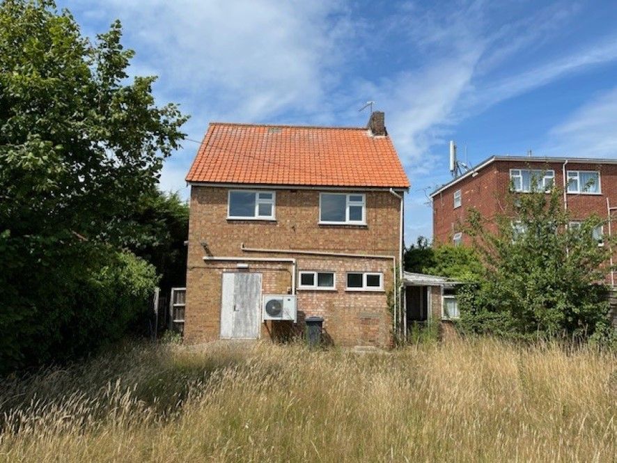 Property photo 3 of 5