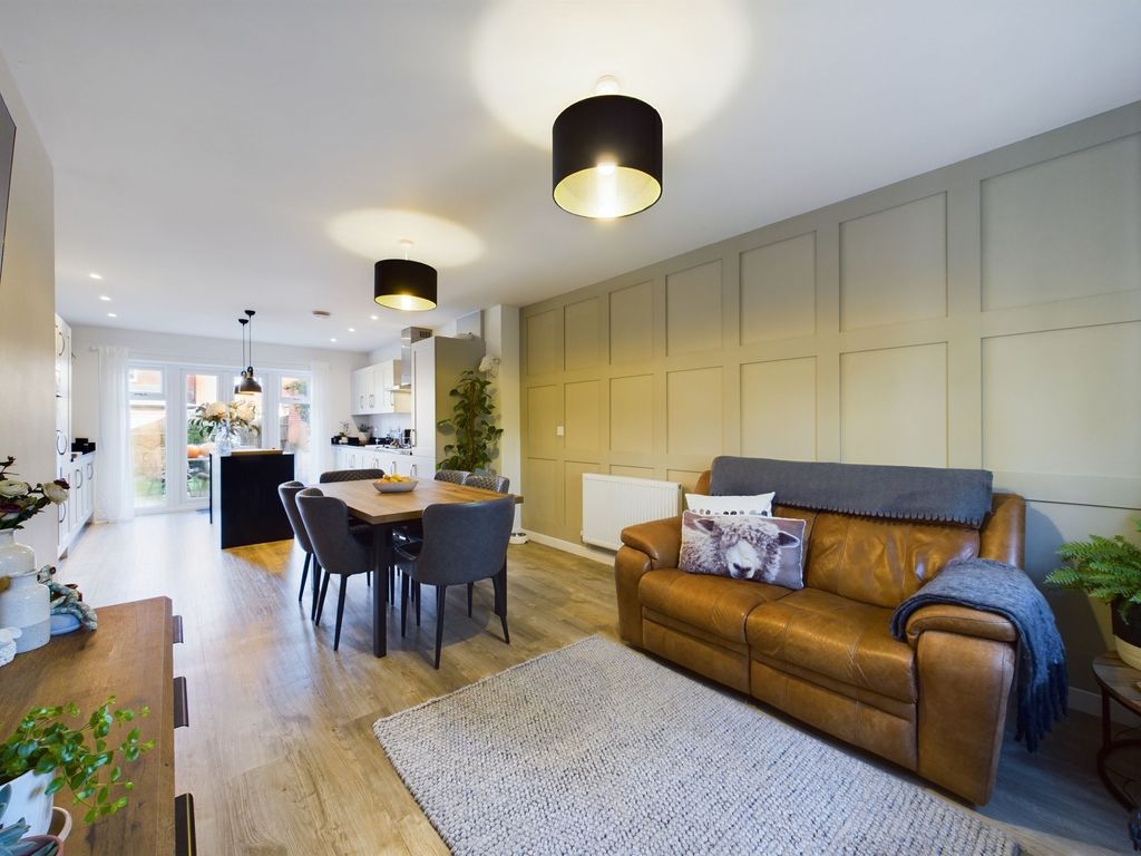 Property photo 3 of 26