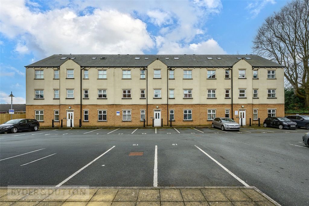 Property photo 1 of 16 Front External