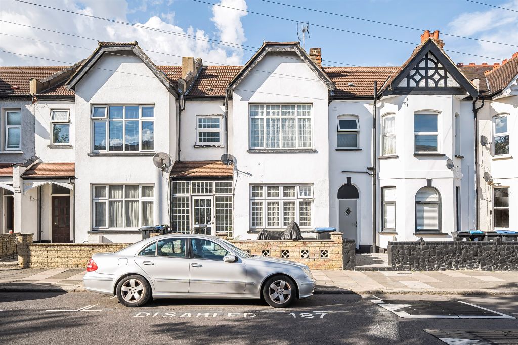 Property photo 1 of 12