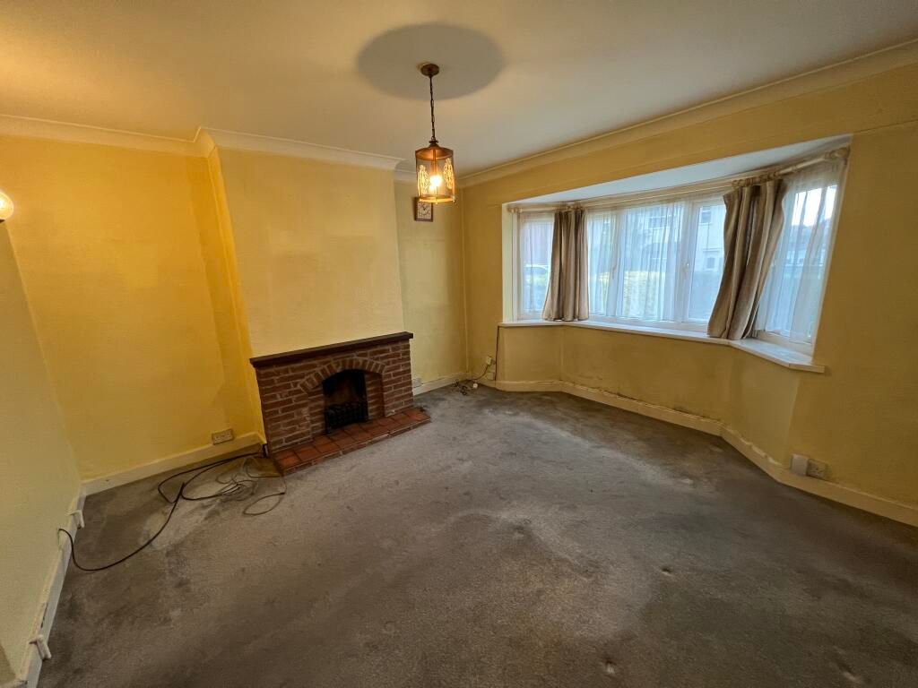 Property photo 3 of 19 Photo 2