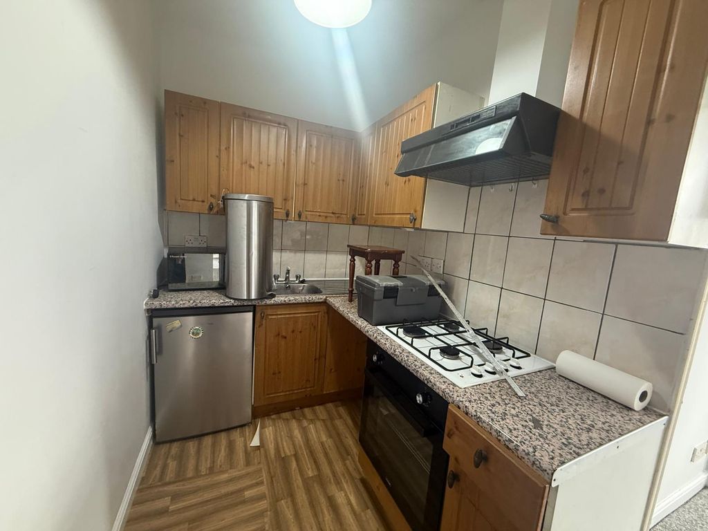 Property photo 1 of 4