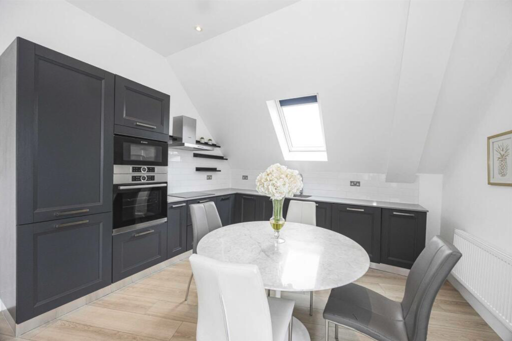 Property photo 2 of 18 Kitchen