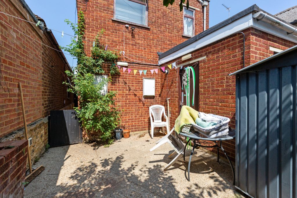 Property photo 3 of 13 7 Minster Road, Halfway Houses, Minster On Sea, Sheerness Me12 3Jd