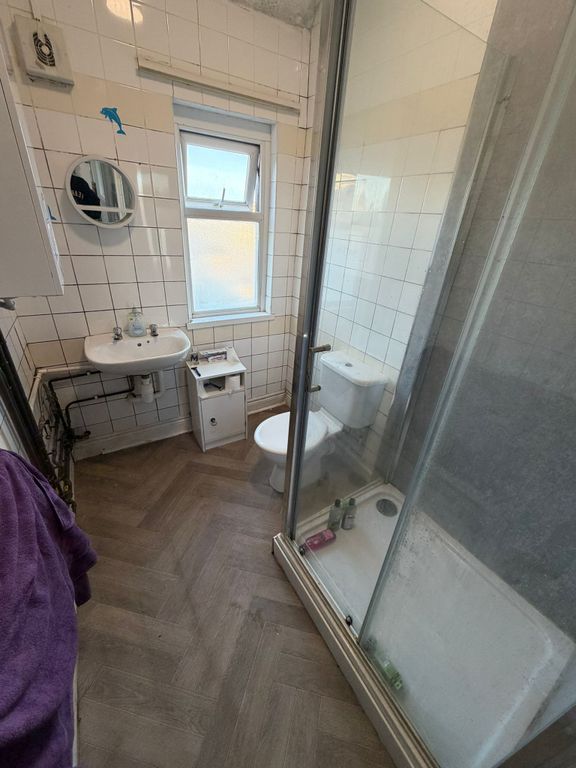 Property photo 2 of 4