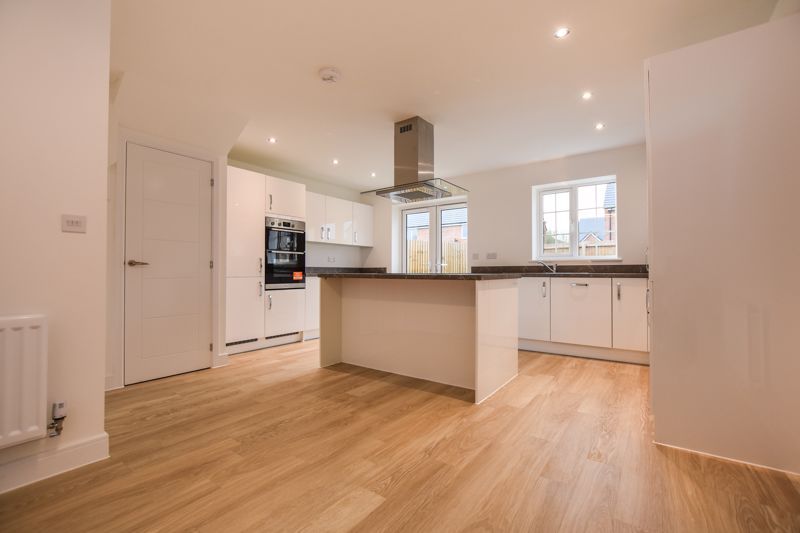 Property photo 2 of 19 Photo 6