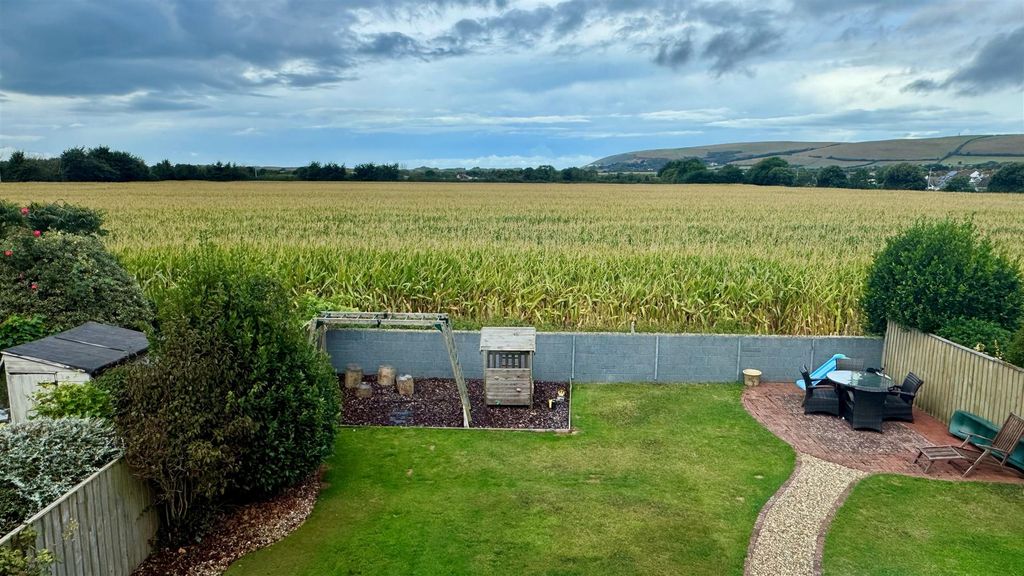 Property photo 2 of 16 4.Jpg