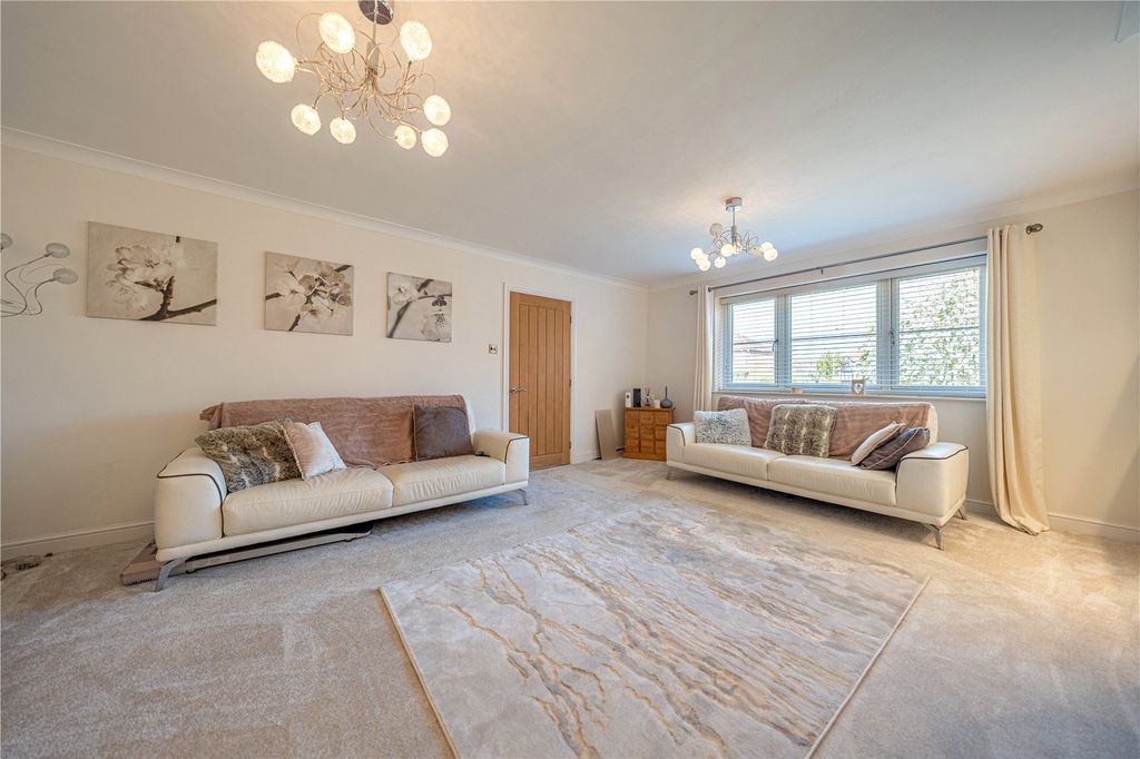Additional image 16 of 4 bed detached house for saleCarnoustie, Tamworth, Staffordshire B77