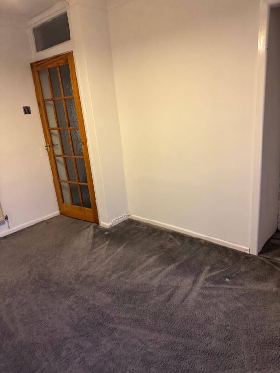 Property photo 3 of 24 Gallery