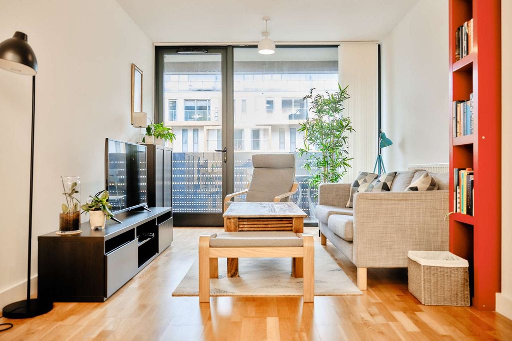 Property photo 1 of 7