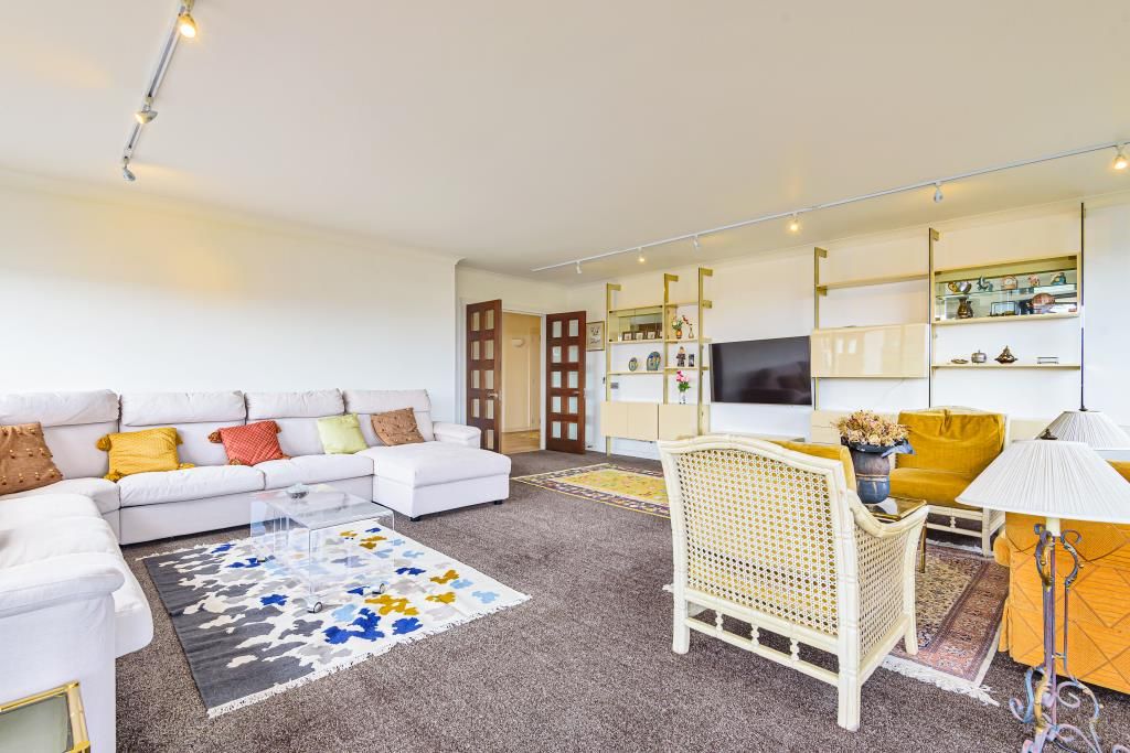 Property photo 1 of 11 Reception Room