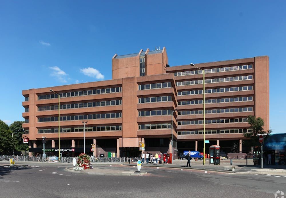 Property photo 1 of 20 Frontage