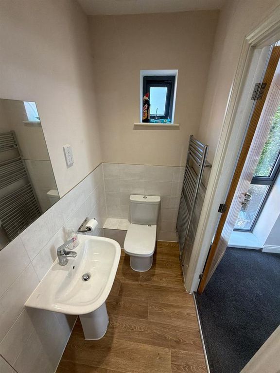 Property photo 3 of 3 Bathroom.Jpg
