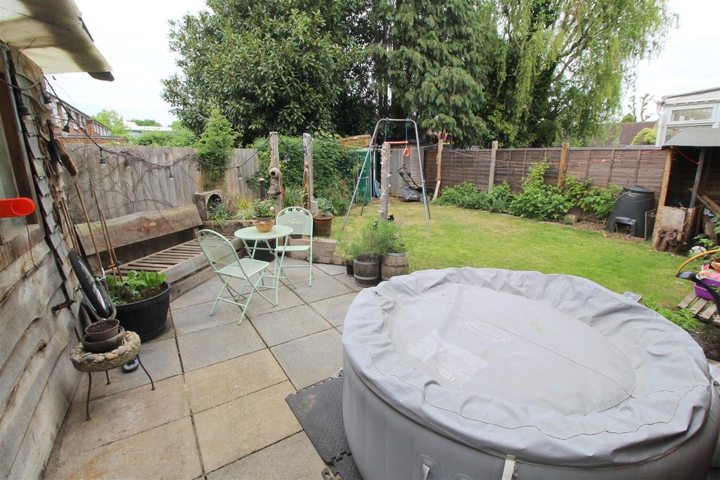 Property photo 2 of 14 Img_8261.Jpg