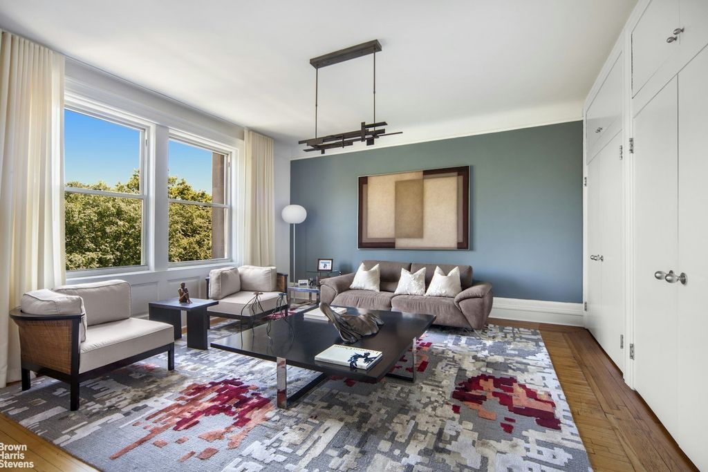 Property photo 3 of 12 <Alttext/>