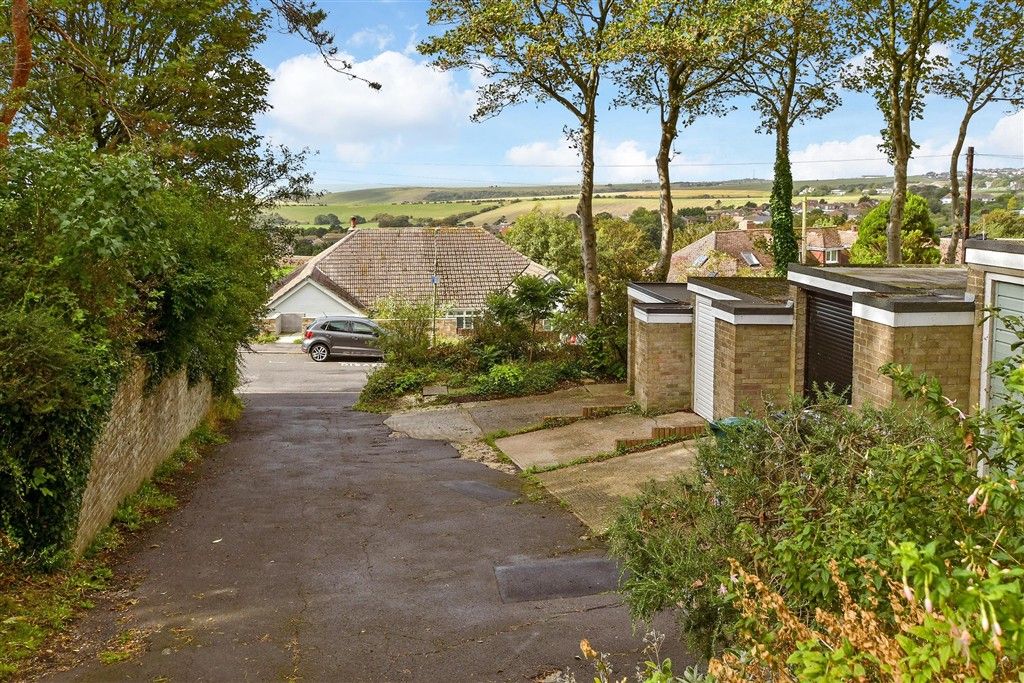 Property photo 2 of 15 Garage