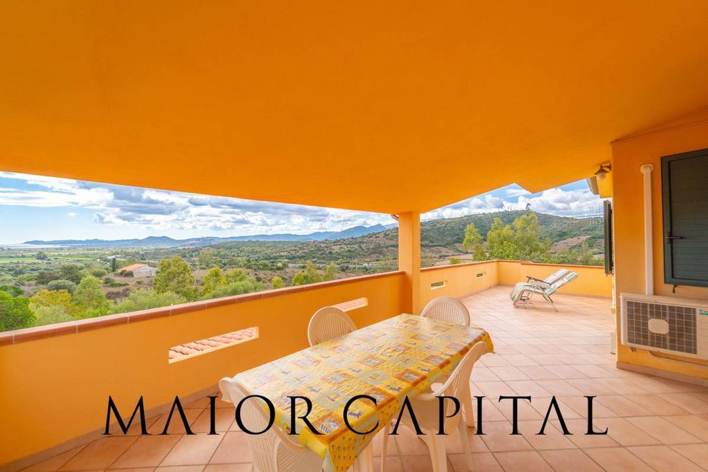 Property photo 3 of 41