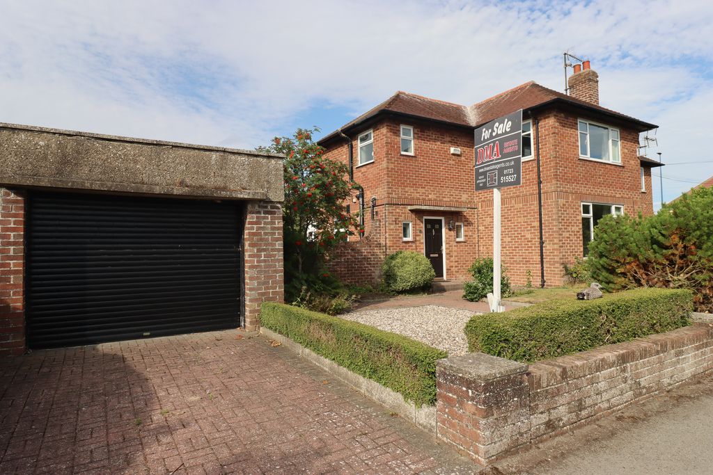 Property photo 1 of 28