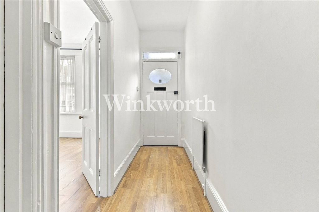 Property photo 3 of 12 Picture No. 06