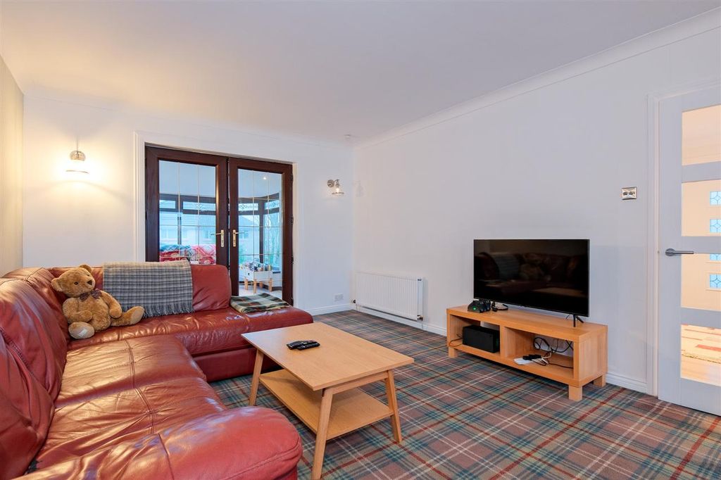 Property photo 2 of 28 Open Plan Lounge &amp; Dining Room