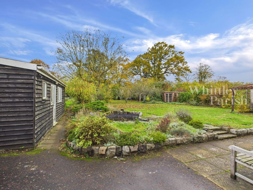 Property photo 3 of 25