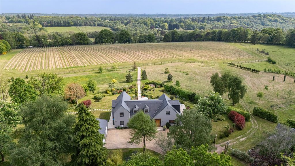 Property photo 1 of 30 Coombe Bottom Farm