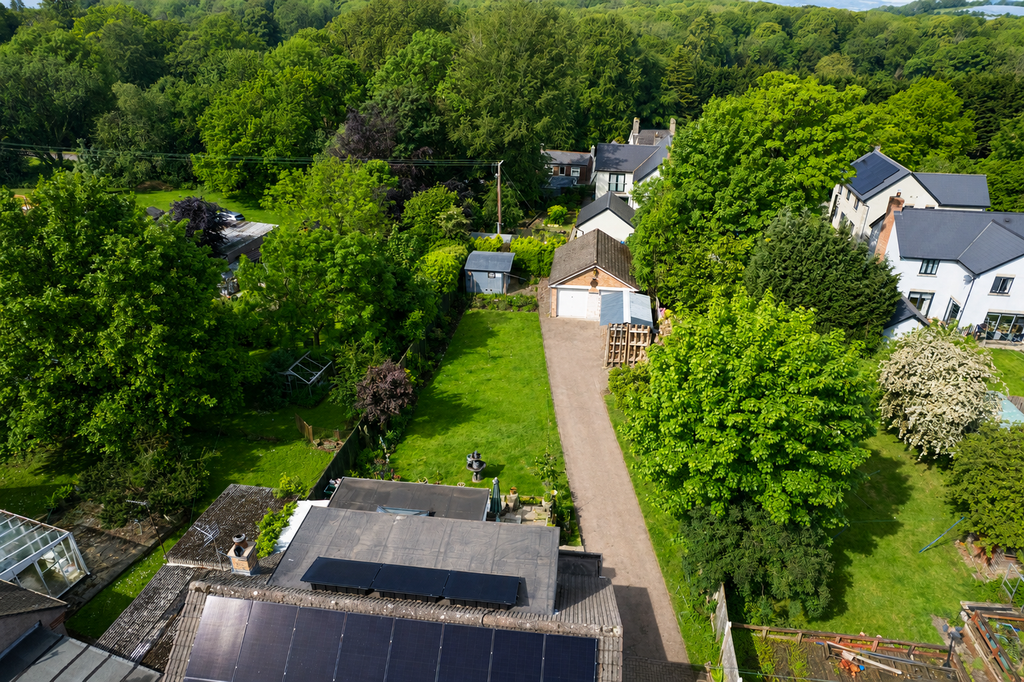 Property photo 2 of 22