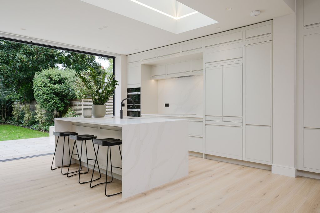 Property photo 3 of 20 Picture No. 28